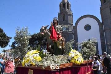 La procesión de La Burrita toma San Juan después de dos años de suspensión por la pandemia/Francisco Javier Santana y Antonio Alí.